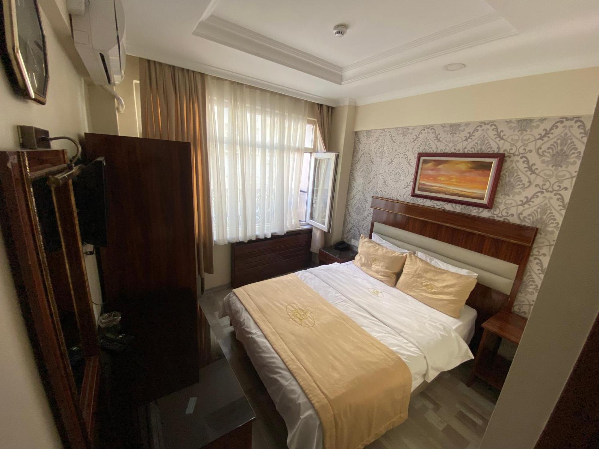 Elit Palace Hotel Istanbul Exterior photo