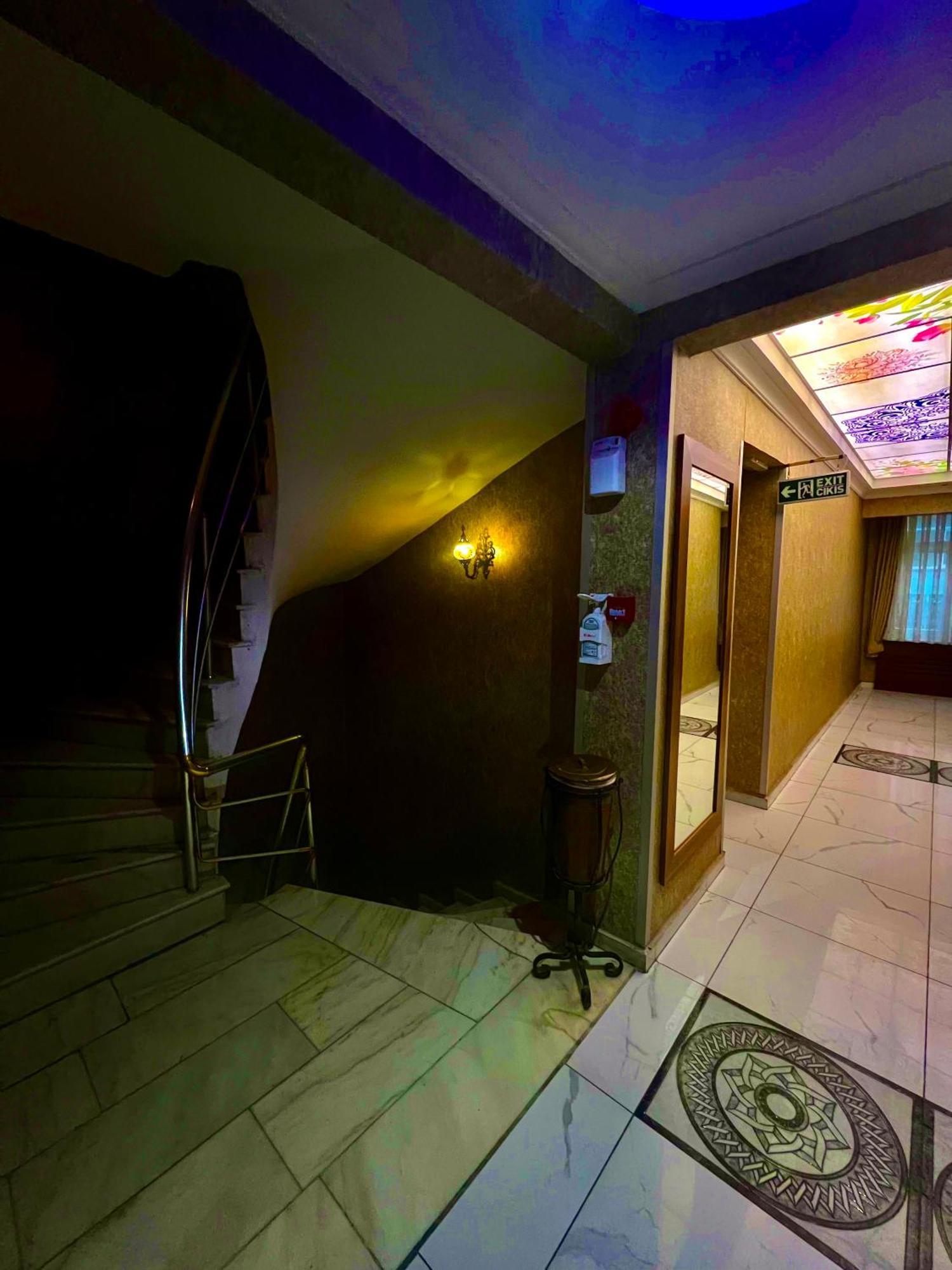 Elit Palace Hotel Istanbul Exterior photo