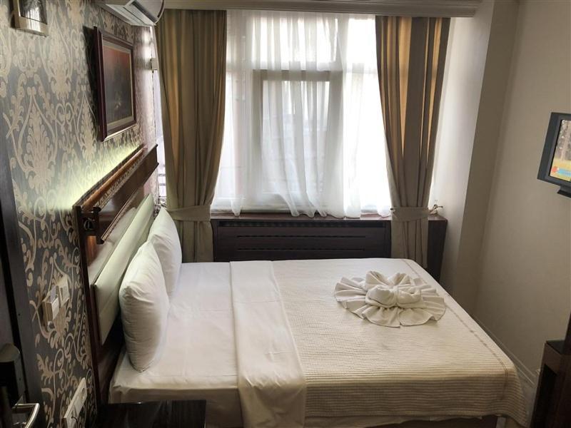Elit Palace Hotel Istanbul Exterior photo